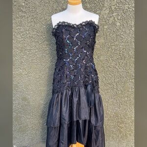 Vintage 1980’s Black Sequin & Lace Strapless Hi-Low Ruffle Prom Party Dress M/L